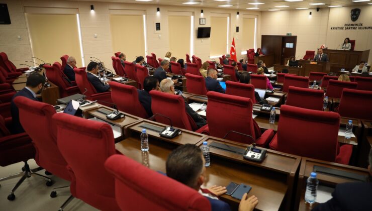 Meclis Genel Kurulunda ivedilik tezkereleri ele alındı