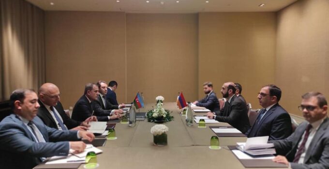 Azerbaycan ve Ermenistan dışişleri bakanları Cenevre’de bir araya geldi