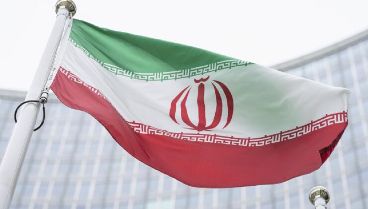 İran İngiliz Büyükelçi’yi Dışişleri Bakanlığına çağırdı