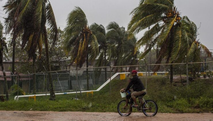 Tropik Julia Fırtınası Nikaragua’ya ilerliyor