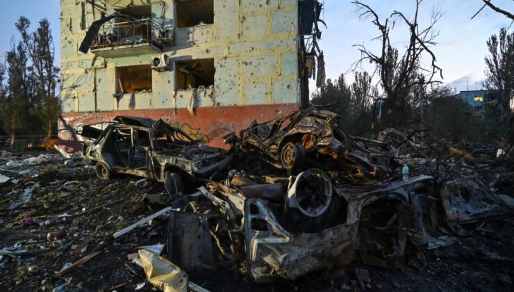 Ukrayna: Zaporijya’ya düzenlenen Rus saldırısında 17 kişi öldü