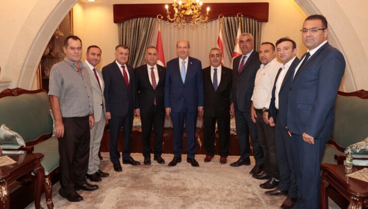 Cumhurbaşkanı Tatar Türkiye’den bazı belediye başkanlarını kabul etti