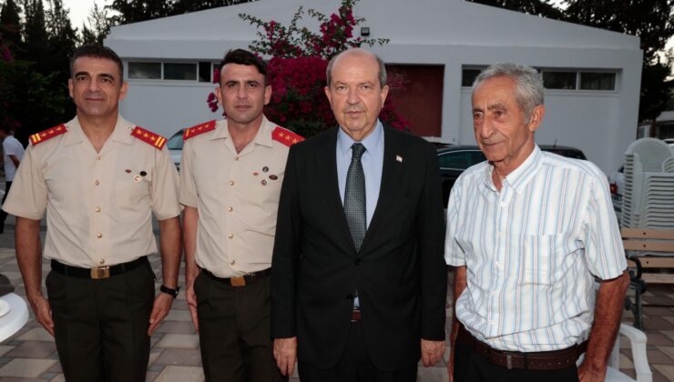 Cumhurbaşkanı Tatar, Kıbrıs Türk Emekli Subaylar Derneği’nin 32. kuruluş yıl dönümü dolayısıyla düzenlenen törene katıldı
