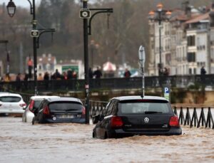2022’deki doğal afetlerin Fransa’ya zararı 10 milyar euro
