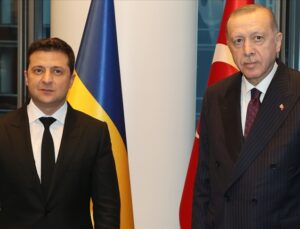 Türkiye Cumhuriyeti Cumhurbaşkanı Erdoğan, Ukrayna Devlet Başkanı Zelenskiy ile telefonda görüştü – BRTK