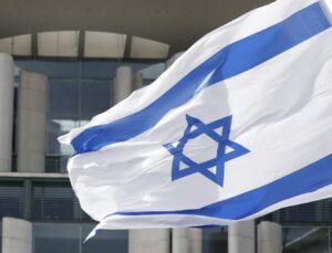 İsrail İspanya’daki büyükelçisini geri çağırıyor