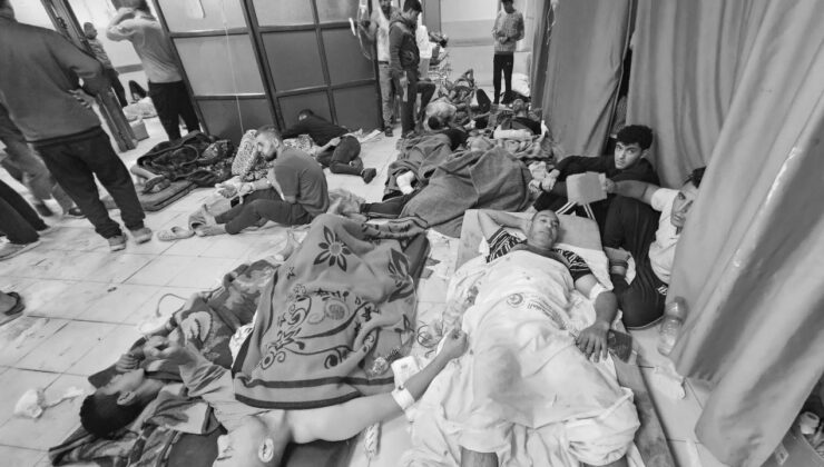 Gazze’deki Sağlık Bakanlığı: Endonezya Hastanesi vuruldu, cesetler yığılıyor